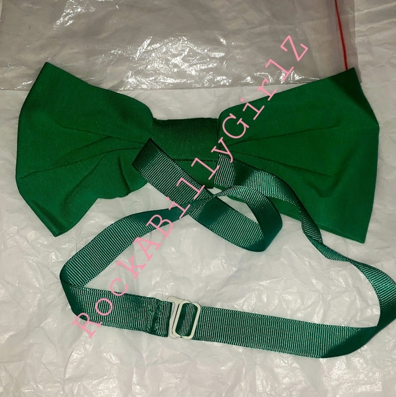 Tatyana Hunter Green Big Bow Pinup Detachable Adjustable Necktie or Hair Tie - Picture 2 of 8
